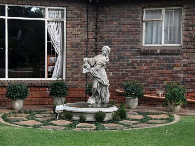 Feathers Guest House