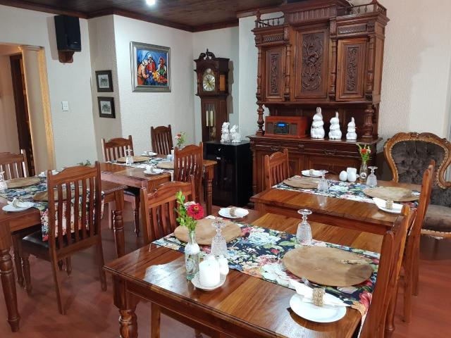 Feathers Guest House