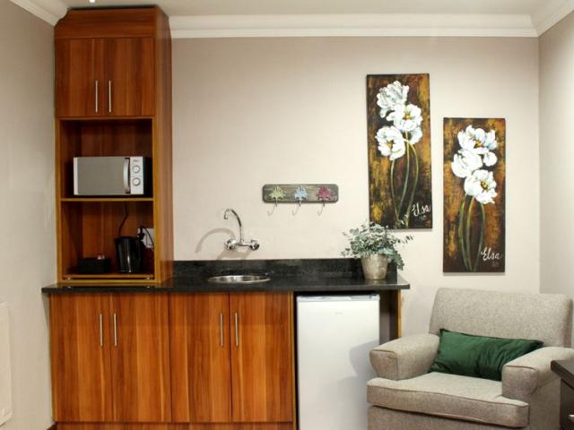 Feathers Guest House