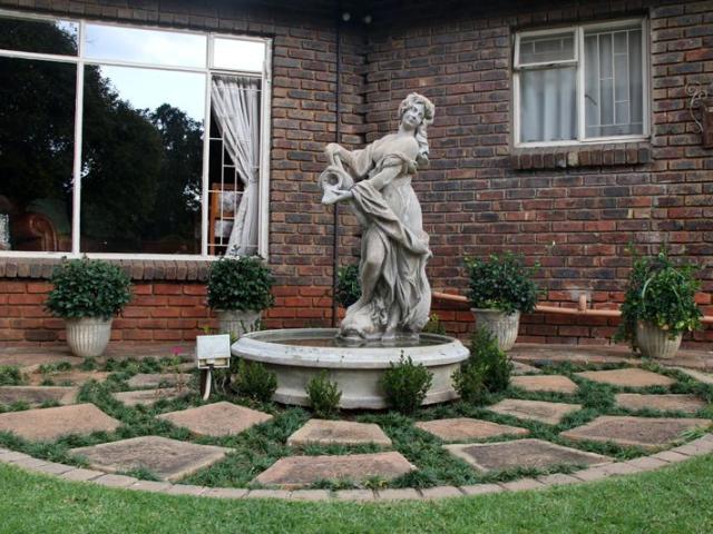 Feathers Guest House